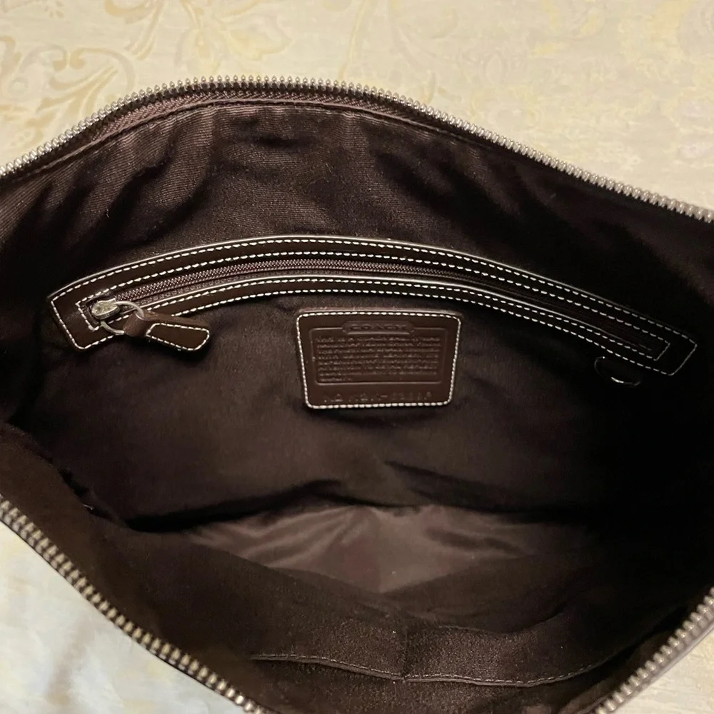 COACH HANDBAG - Picture 7 of 12